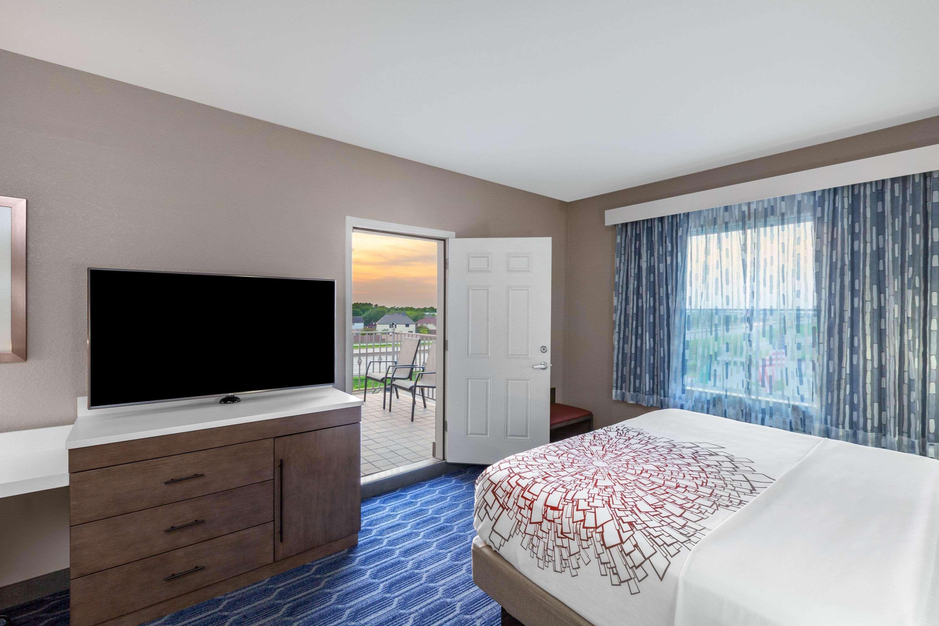 La Quinta By Wyndham Houston Channelview Экстерьер фото