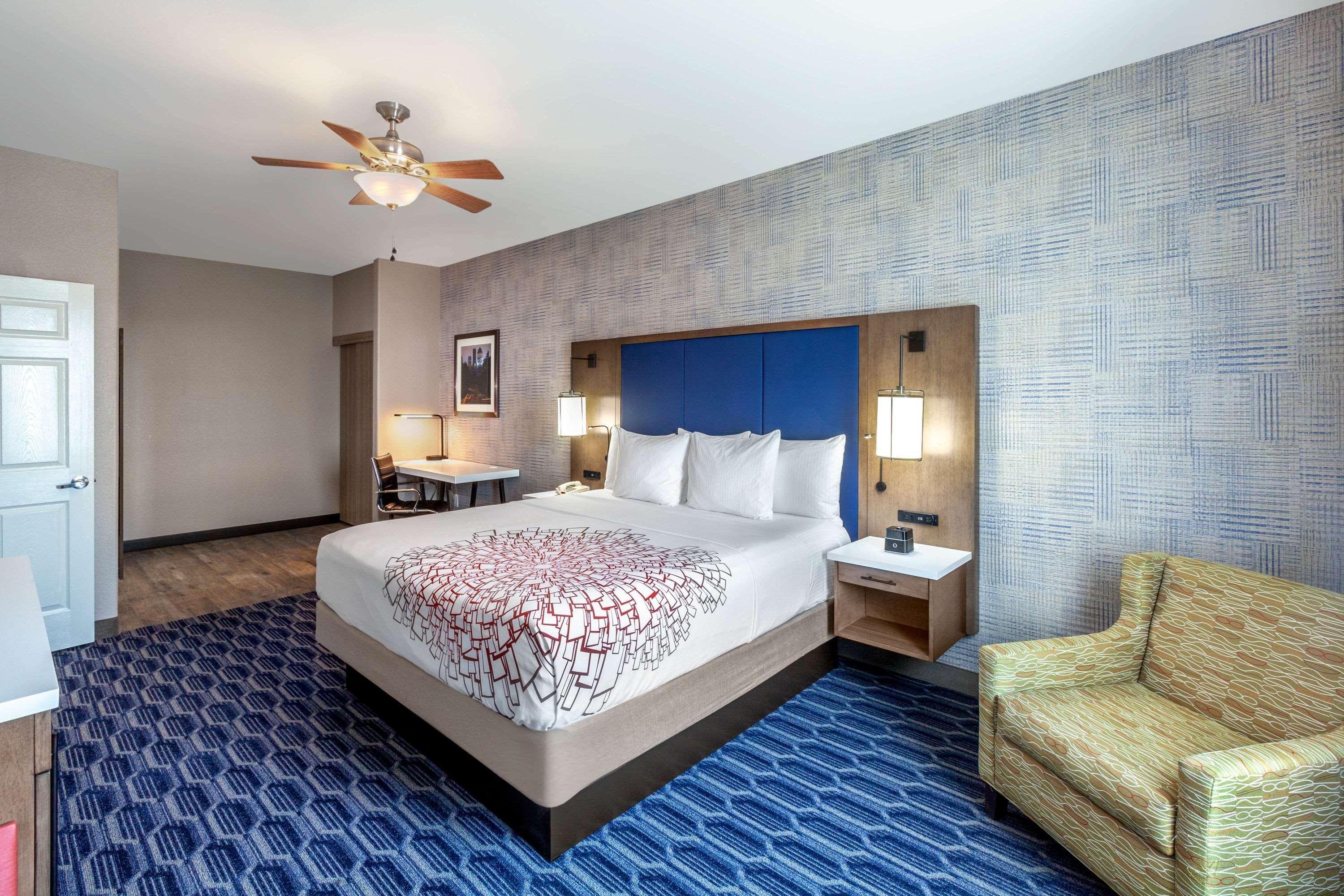 La Quinta By Wyndham Houston Channelview Экстерьер фото