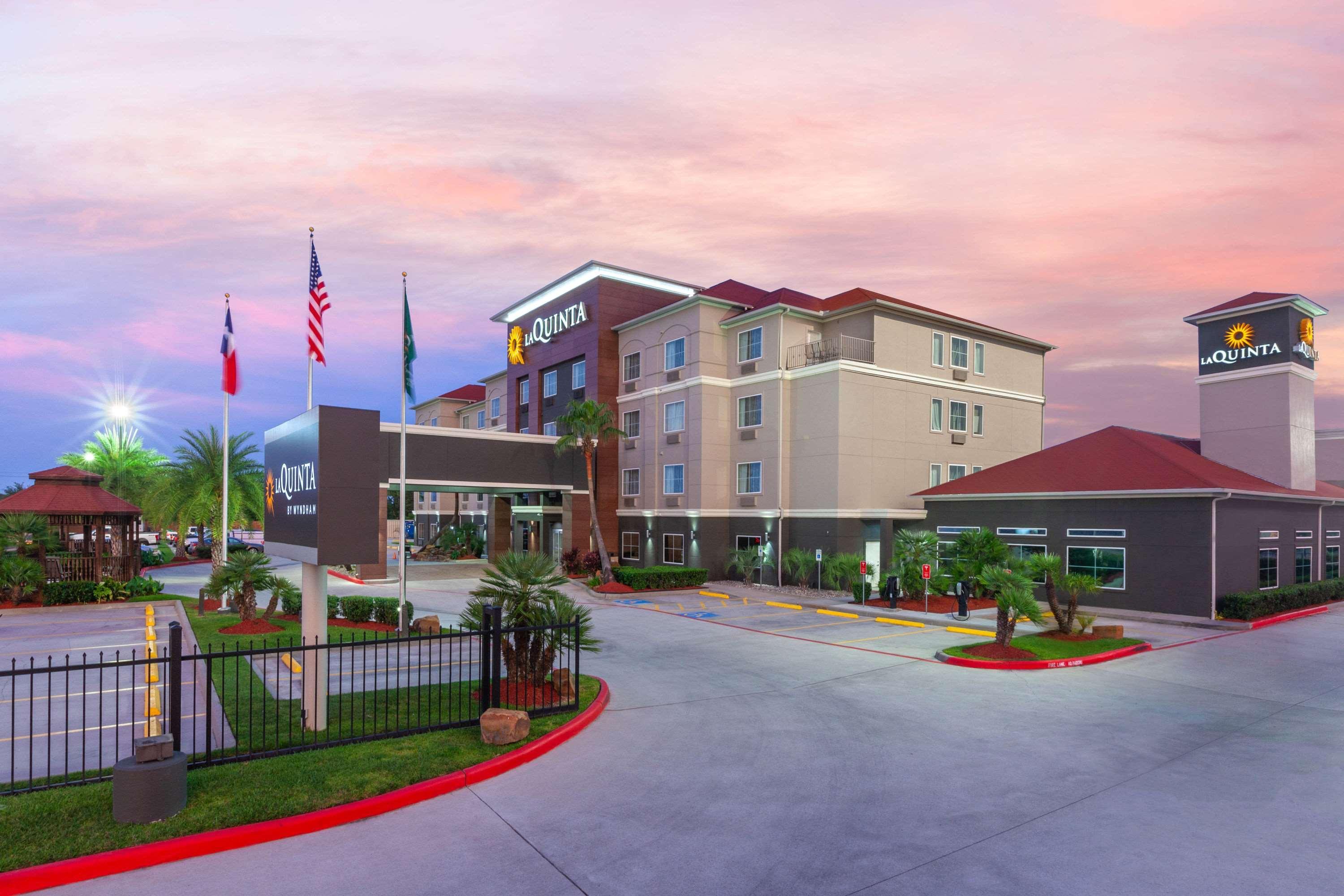 La Quinta By Wyndham Houston Channelview Экстерьер фото
